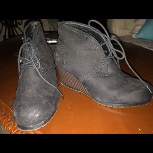 Black Swede size 5 almost new 15 each